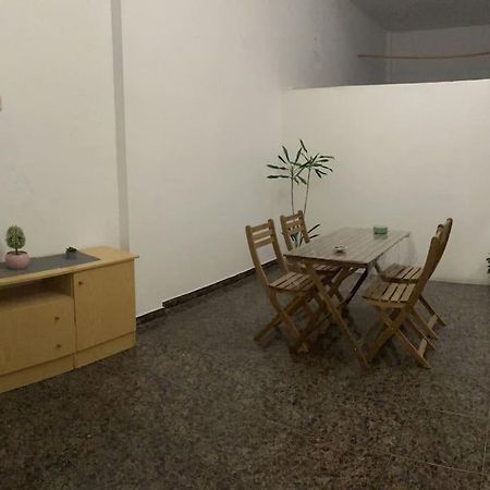 Apartamento En Ґран-Тарахаль Екстер'єр фото