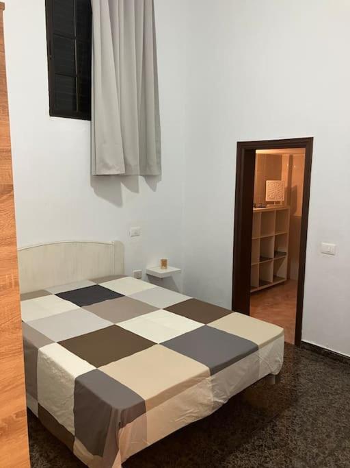 Apartamento En Ґран-Тарахаль Екстер'єр фото