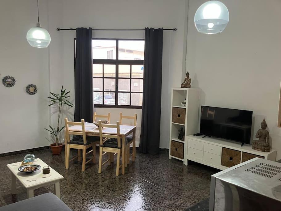 Apartamento En Ґран-Тарахаль Екстер'єр фото